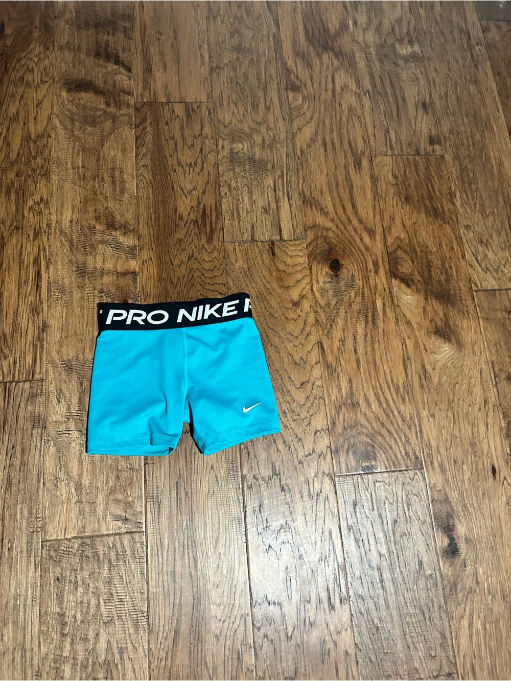 Nike Pro Shorts Teal Size Medium 3”